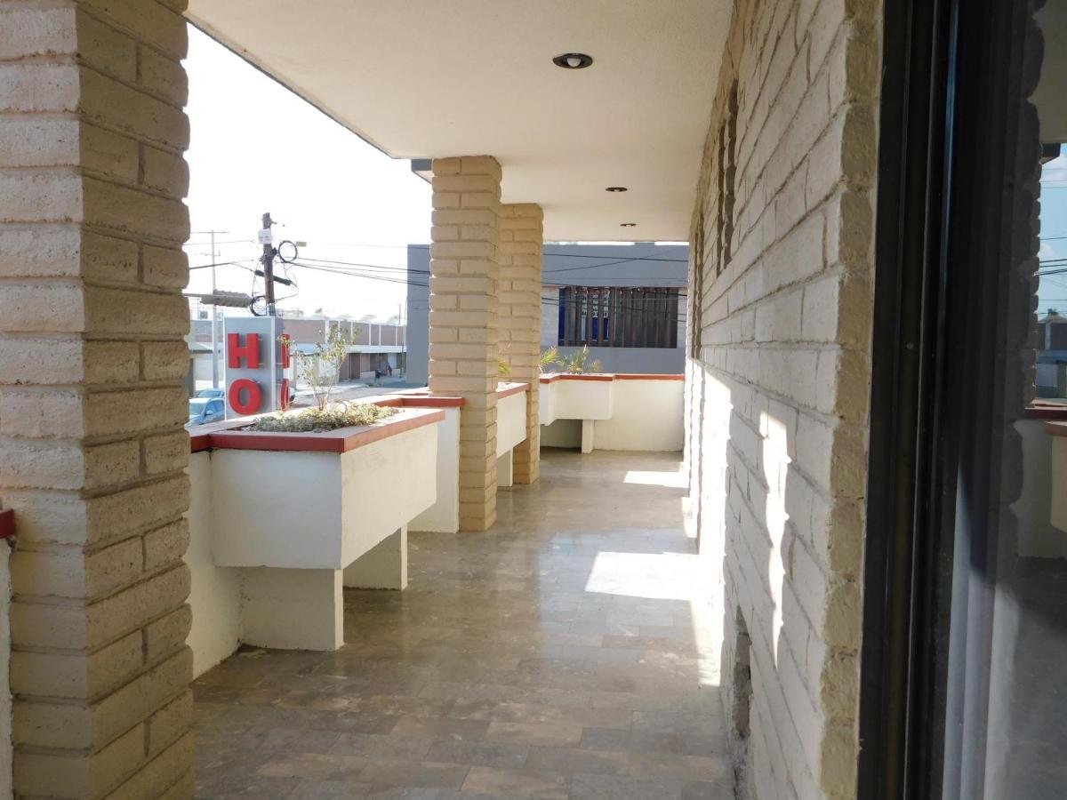 Hotel La Finca 埃莫西约 外观 照片