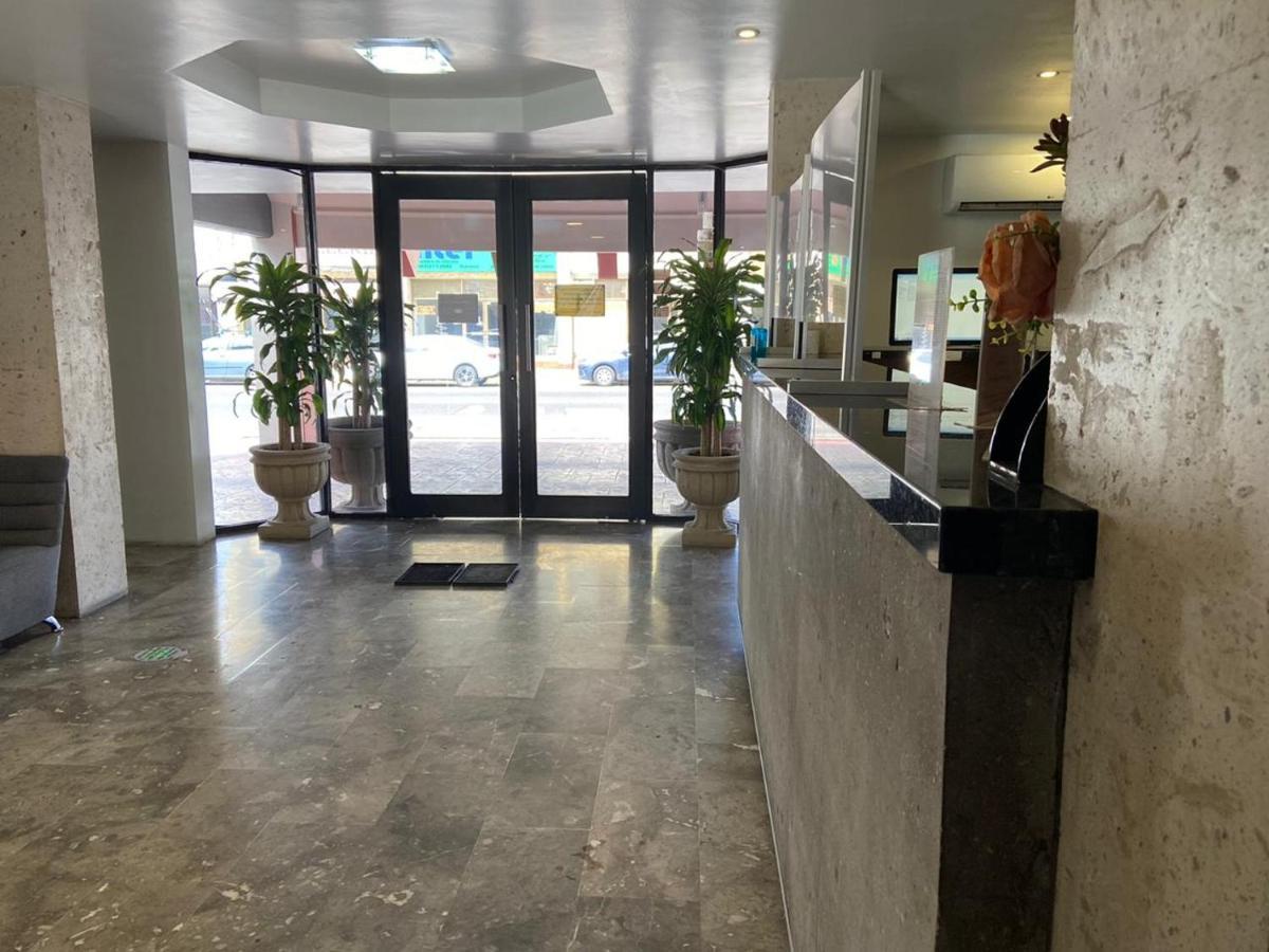 Hotel La Finca 埃莫西约 外观 照片